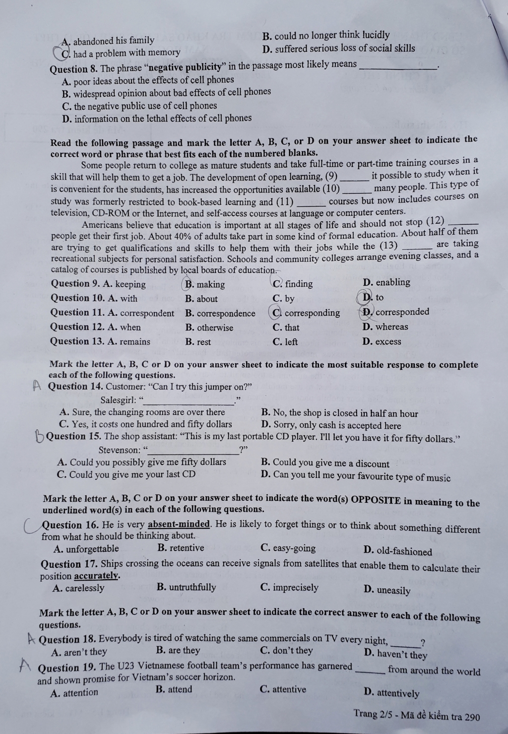 Khảo sát chất lượng HS lớp 12 trên toàn Hà Nội: được điểm 7 môn tiếng Anh không dễ!